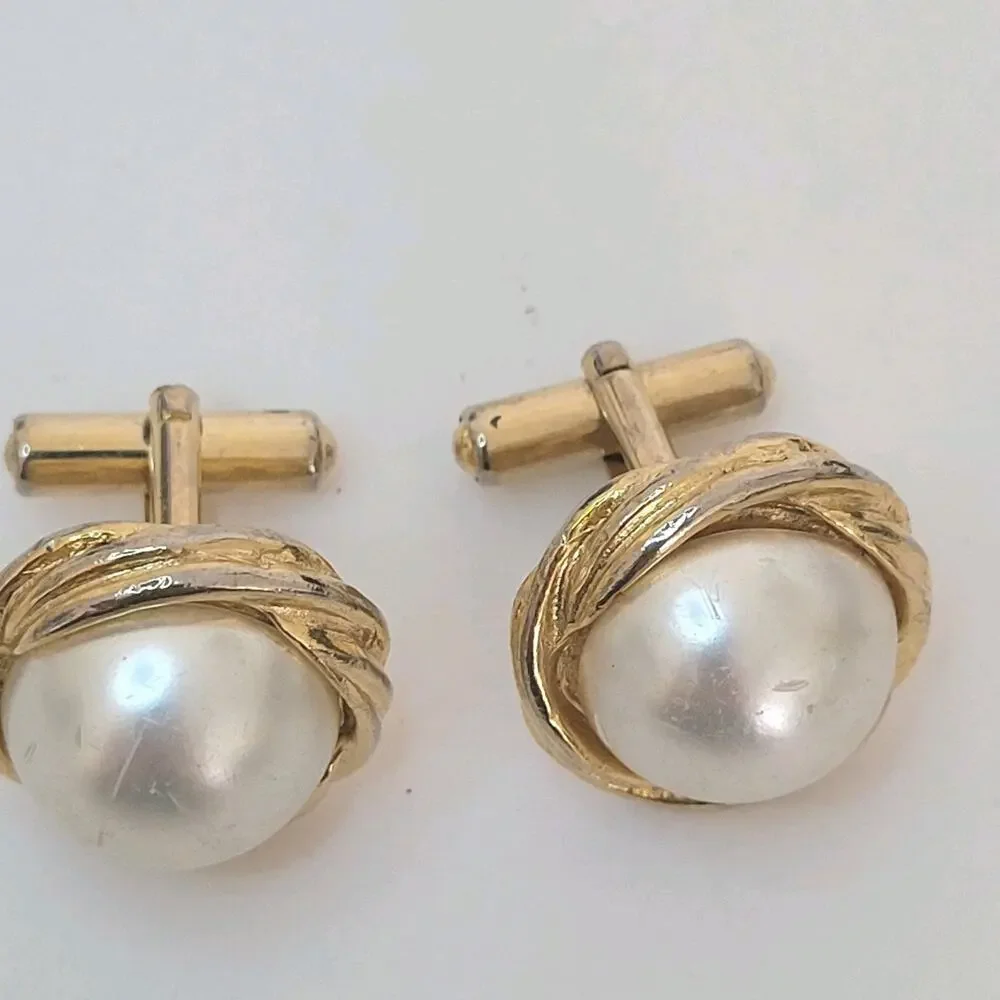 Unbranded Cufflinks‎ Gold Large Faux Pearl Tone Logo Round Vintage Retro